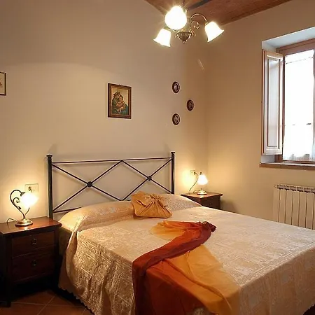 Sleeps 6 Pool Wifi * Montaione