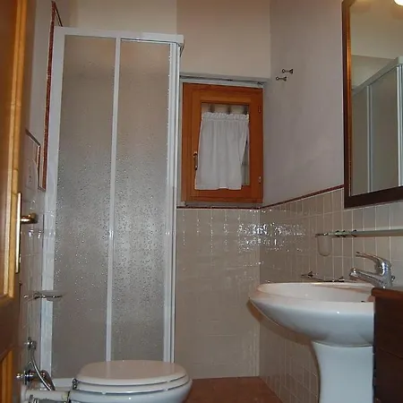 Sleeps 6 Pool Wifi *