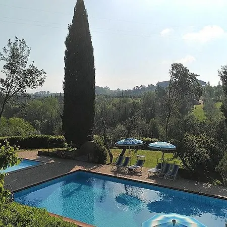 Sleeps 6 Pool Wifi